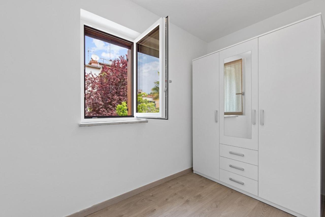Poli Nona - Renovated In 2023 Διαμέρισμα Πόρετς Εξωτερικό φωτογραφία